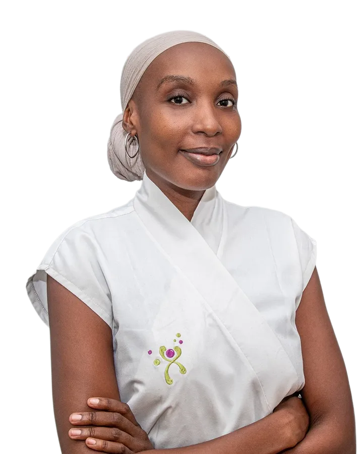 Dr Stella Nkundiyeze, chiropraticienne au Chi Centre à Abidjan